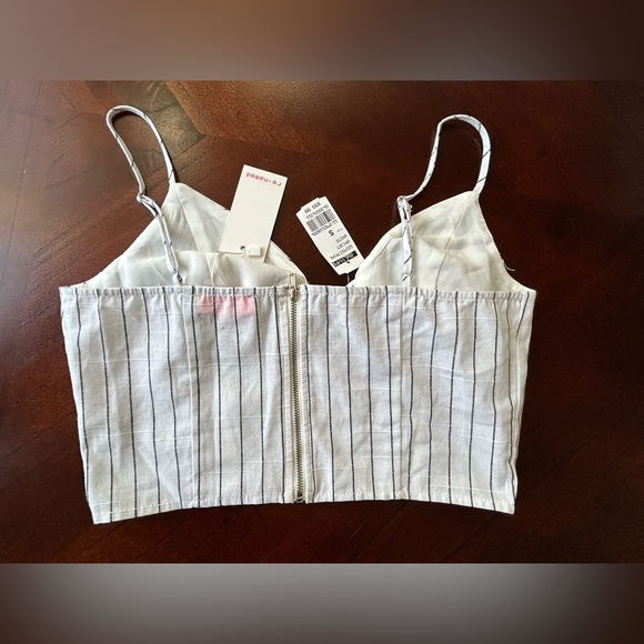 New re: named Striped Bow Detail Crop Top size S - Picture 2 of 6